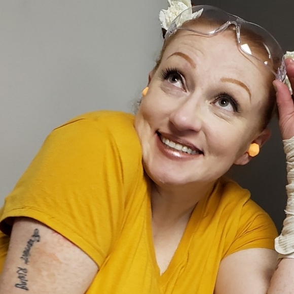 Meet your Posher, Jen(Scarlett) - Picture 2 of 11